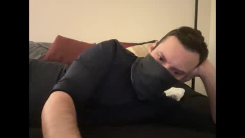 i o ro online show from December 23, 2024, 6:33 am