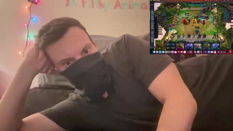 i o ro online show from December 30, 2024, 5:15 am