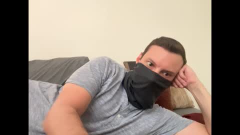 i o ro online show from September 21, 2025, 2:35 am