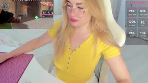 Snapshot of i_want_you_eva chatting on October 1, 2025, 12:33 pm HiI am EvaPVT is open online show from October 1, 2025, 12:33 pm