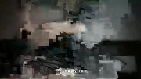 Snapshot of iam_leooo chatting on January 2, 2025, 3:48 am juan and roxana online show from January 2, 2025, 3:48 am