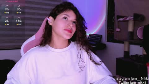 Snapshot of iam_nikki chatting on December 5, 2024, 6:54 am On instagram Imm  NikkiHelp me reach 100 likes online show from December 5, 2024, 6:54 am