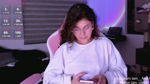 Snapshot of iam_nikki chatting on December 5, 2024, 10:01 am On instagram Imm  NikkiHelp me reach 100 likes online show from December 5, 2024, 10:01 am