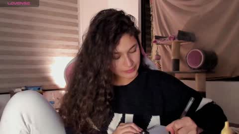 Snapshot of iam_nikki chatting on January 15, 2025, 7:59 am On instagram Imm  NikkiHelp me reach 100 likes online show from January 15, 2025, 7:59 am