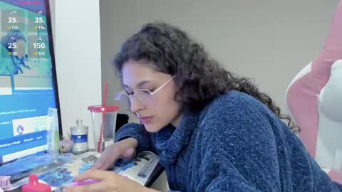 Snapshot of iam_nikki chatting on March 11, 2025, 6:10 am On instagram Imm  NikkiHelp me reach 100 likes online show from March 11, 2025, 6:10 am