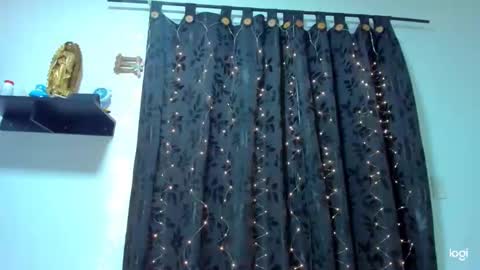 iam_your_fantasy online show from January 13, 2025, 10:13 pm