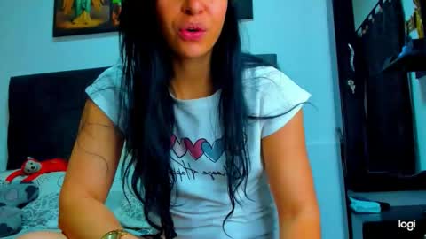 iam_your_fantasy online show from November 1, 2025, 10:12 pm