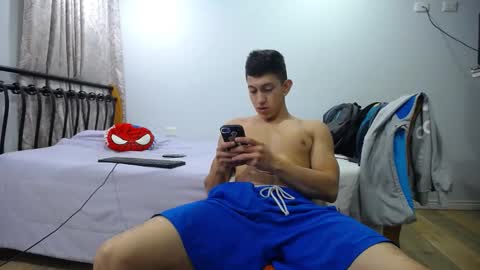 iam_yourbabyprincess_xd online show from February 16, 2025, 6:32 am