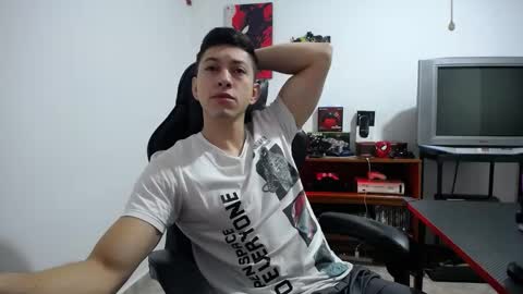 iam_yourbabyprincess_xd online show from October 10, 2025, 5:28 am