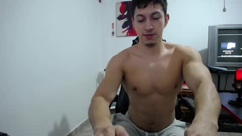 iam_yourbabyprincess_xd online show from October 24, 2025, 3:25 am