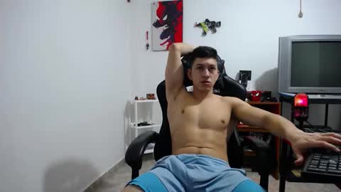 iam_yourbabyprincess_xd online show from November 7, 2025, 5:07 am