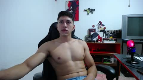 iam_yourbabyprincess_xd online show from May 12, 2026, 8:06 pm