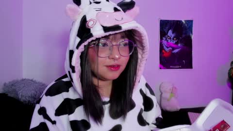 Snapshot of iam_zoechan chatting on December 12, 2024, 8:25 am Zoe 3 online show from December 12, 2024, 8:25 am