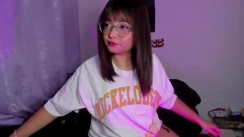 Snapshot of iam_zoechan chatting on January 11, 2025, 12:01 am Zoe 3 online show from January 11, 2025, 12:01 am