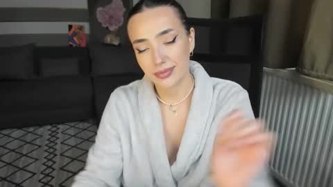 Baby Gal online show from November 15, 2025, 8:22 am