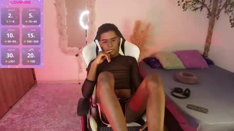 iamandrey_ online show from April 27, 2026, 7:12 pm