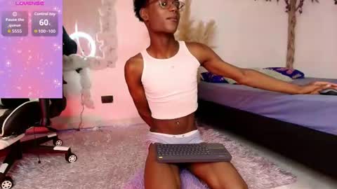 Snapshot of iamandrey_ chatting on June 19, 2026, 12:04 am iamandrey_ online show from June 19, 2026, 12:04 am