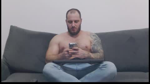 claudeloflex onlyfans online show from March 5, 2026, 10:06 pm