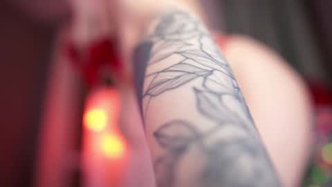 Snapshot of iamninamint chatting on December 23, 2024, 4:50 pm Nina  online show from December 23, 2024, 4:50 pm