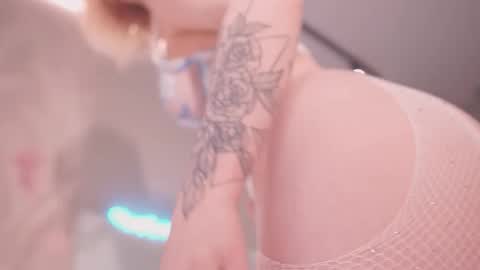 Snapshot of iamninamint chatting on September 30, 2025, 6:02 pm Nina  online show from September 30, 2025, 6:02 pm