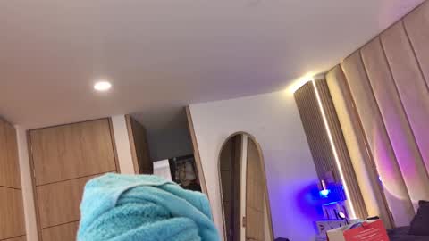 Snapshot of iamnyxy chatting on October 22, 2025, 10:59 am Nyxy online show from October 22, 2025, 10:59 am