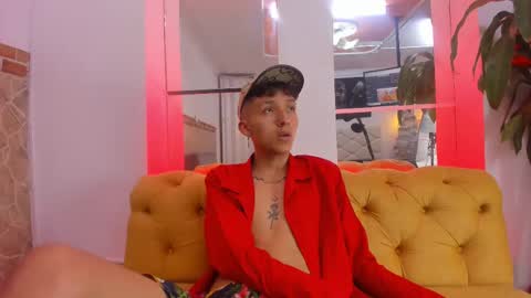 Thiago online show from January 6, 2025, 1:19 pm