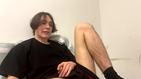 ian_bucks online show from February 11, 2026, 7:52 pm