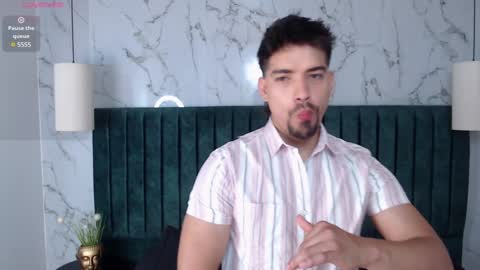 Ian Davis online show from January 15, 2025, 8:05 pm