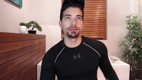 Ian Davis online show from February 28, 2025, 2:31 am