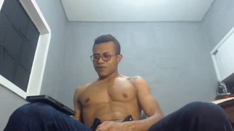 Snapshot of ian_tuner chatting on December 24, 2024, 10:28 pm ian_tuner online show from December 24, 2024, 10:28 pm