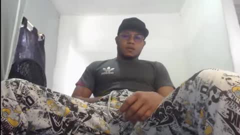 Snapshot of ian_tuner chatting on October 18, 2025, 7:58 pm ian_tuner online show from October 18, 2025, 7:58 pm