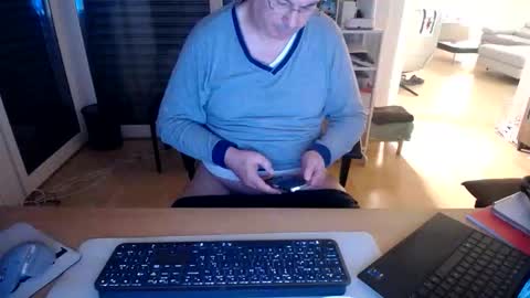 iandy12 online show from March 12, 2026, 11:11 pm