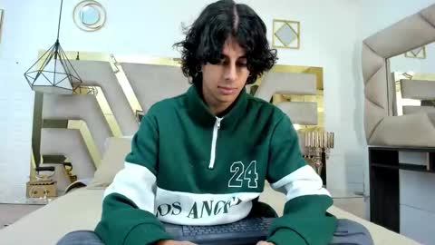 ibratxandy online show from November 9, 2025, 12:03 pm