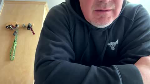 Snapshot of icanmakeyousquirt69 chatting on April 24, 2026, 6:43 pm icanmakeyousquirt69 online show from April 24, 2026, 6:43 pm