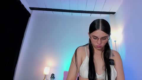 ice online show from October 22, 2025, 10:04 am