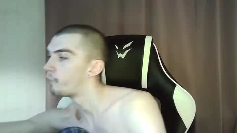 MAX online show from February 2, 2025, 5:15 pm