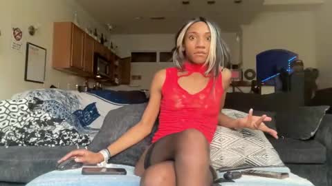 Snapshot of icedmochabree chatting on October 13, 2025, 3:45 pm bree summers online show from October 13, 2025, 3:45 pm