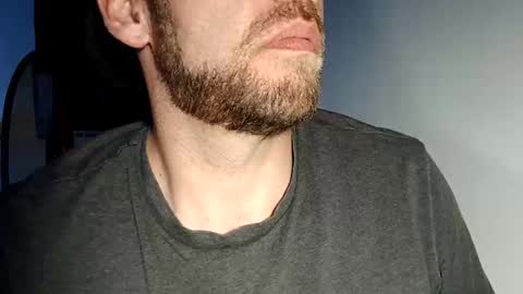 icyfucktoy online show from November 3, 2025, 2:24 am