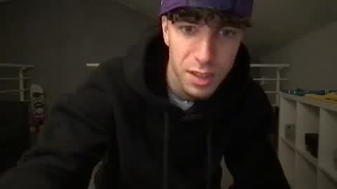 Snapshot of icyninesix chatting on January 26, 2025, 10:02 pm icyninesix online show from January 26, 2025, 10:02 pm