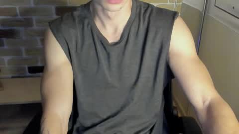 yo online show from September 24, 2025, 7:50 pm