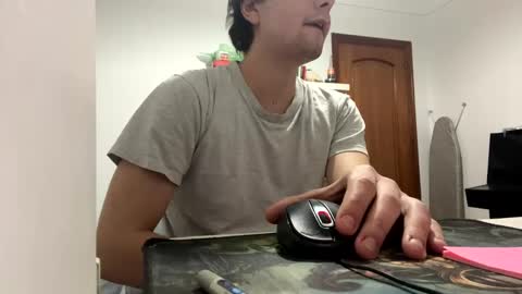 Snapshot of idkwhattowatch chatting on December 3, 2024, 8:28 pm idkwhattowatch online show from December 3, 2024, 8:28 pm