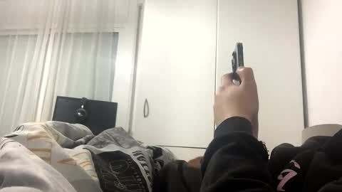 Snapshot of idkwhattowatch chatting on December 26, 2024, 1:21 pm idkwhattowatch online show from December 26, 2024, 1:21 pm