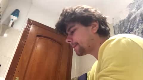 Snapshot of idkwhattowatch chatting on September 25, 2025, 10:30 am idkwhattowatch online show from September 25, 2025, 10:30 am