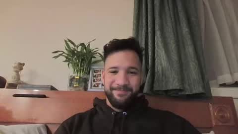 Angel Oppenheim online show from October 24, 2025, 1:57 am