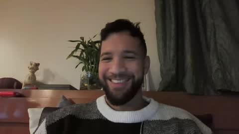 Angel Oppenheim online show from November 9, 2025, 3:05 am