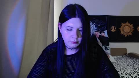 Vella online show from May 7, 2026, 11:48 am