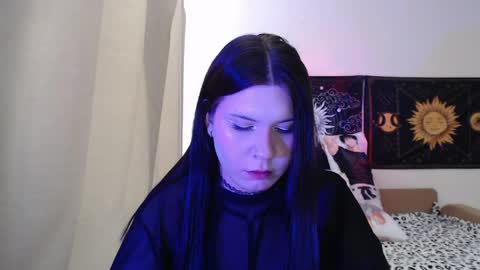 Vella online show from May 8, 2026, 1:38 pm