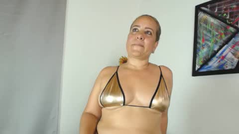 Snapshot of iivana_19 chatting on January 26, 2025, 9:18 pm Livana online show from January 26, 2025, 9:18 pm