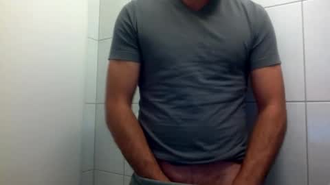 ilcaponero online show from May 19, 2026, 9:54 pm