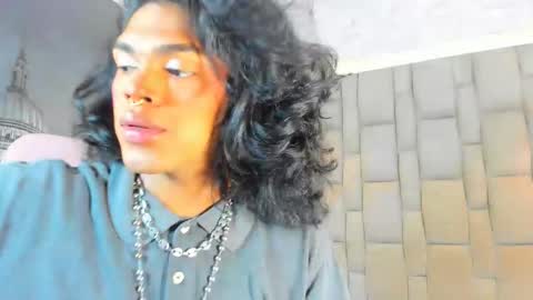 ile_matamba online show from November 17, 2025, 12:11 pm